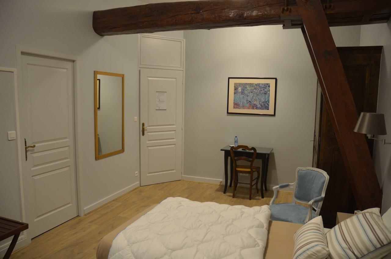 Chambre D'Hotes Le Jardin Des Pierres Dorees Marcy Eksteriør bilde